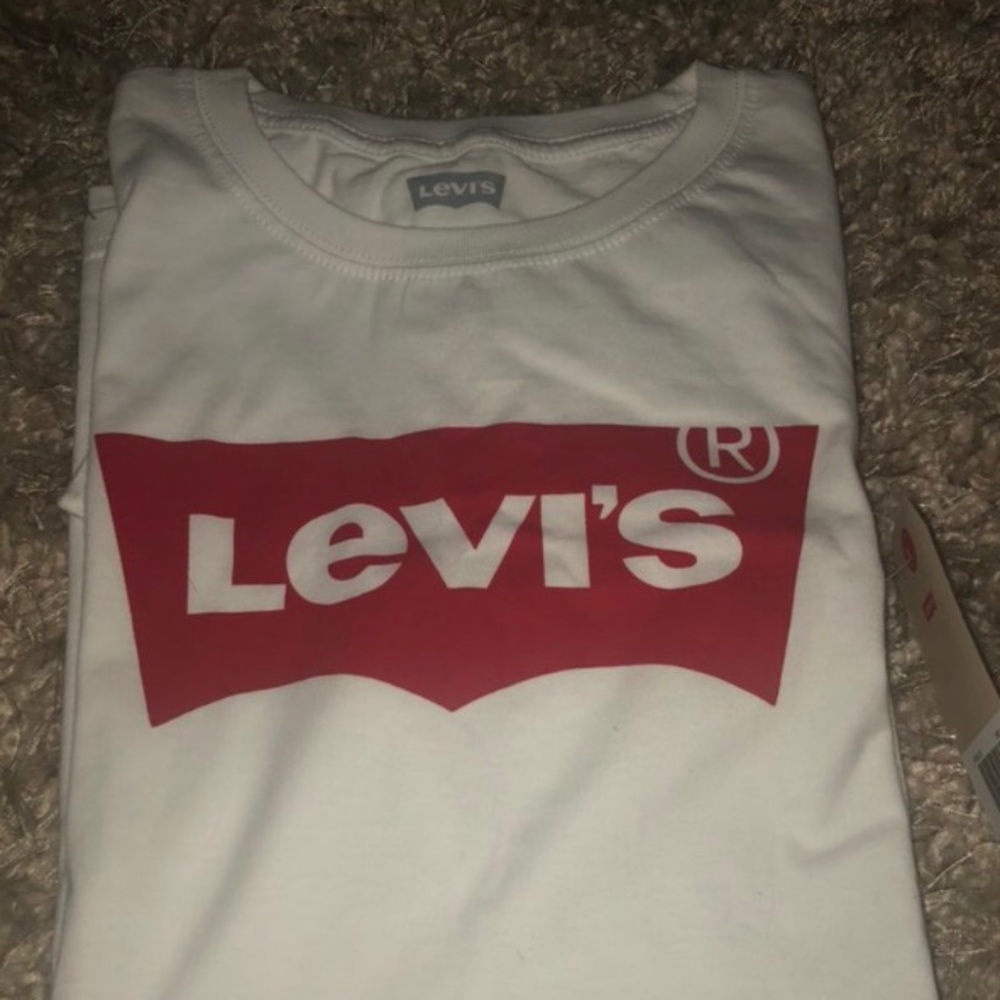 Brand New Levi’s shirt with tag!